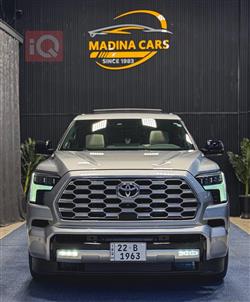 Toyota Sequoia